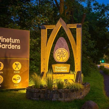 Pinetum Gardens Retreats Otel St Austell Dış mekan fotoğraf